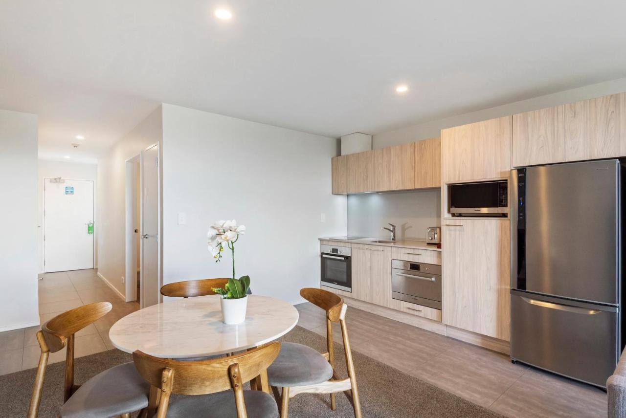 伯肯黑德fernz汽车旅馆和公寓 奥克兰 外观 照片 A kitchen in a typical apartment