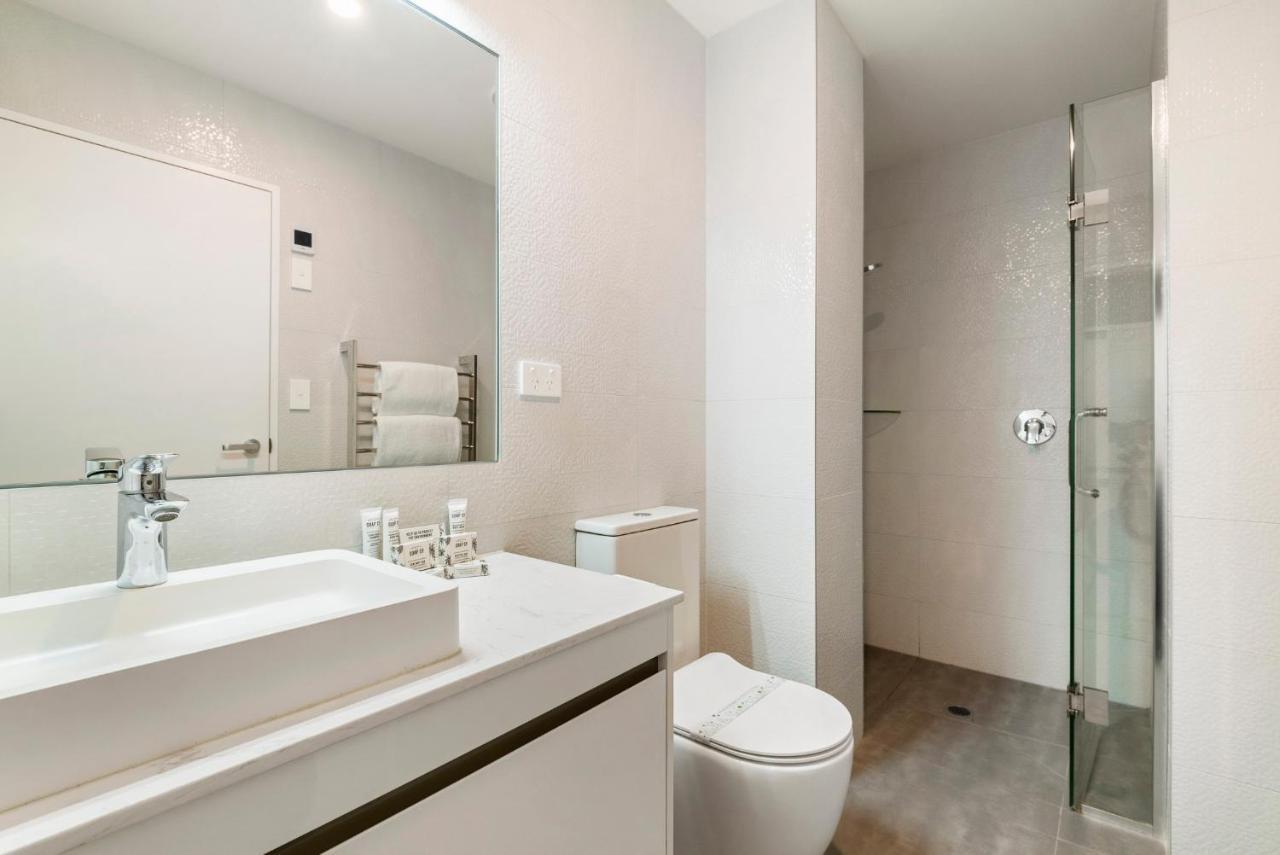伯肯黑德fernz汽车旅馆和公寓 奥克兰 外观 照片 Bathroom